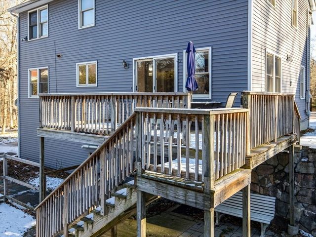 10 Hazelwood Ct, Attleboro, MA 02703