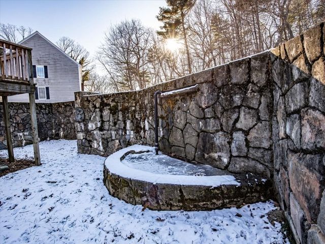 10 Hazelwood Ct, Attleboro, MA 02703