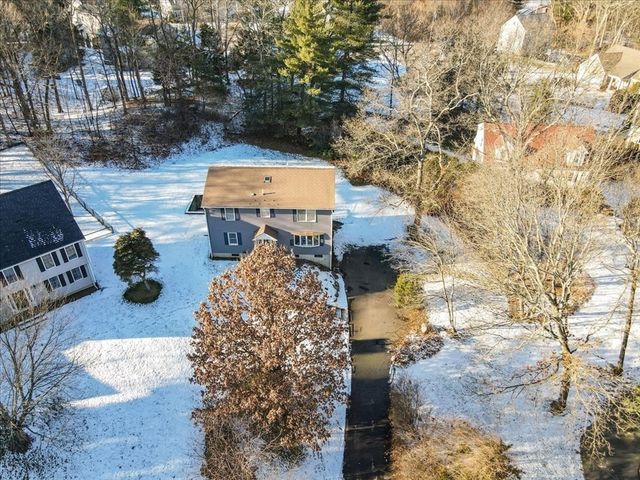 10 Hazelwood Ct, Attleboro, MA 02703
