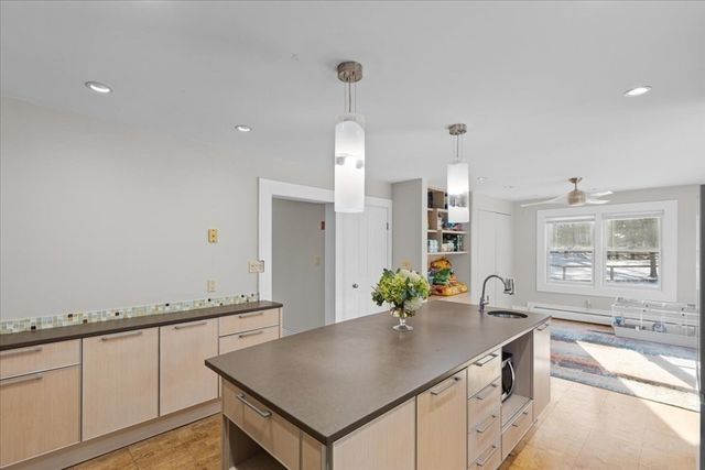 10 Hazelwood Ct, Attleboro, MA 02703