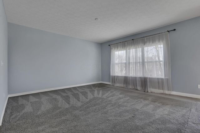 3239 Hairst Drive, Reynoldsburg, OH 43068