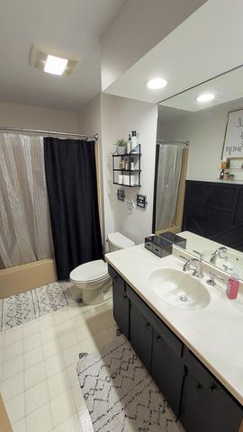 4 Cherrywood COURT, Wind Point, WI 53402