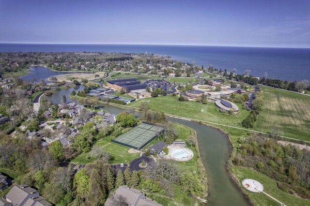 4 Cherrywood COURT, Wind Point, WI 53402