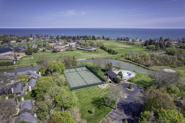 4 Cherrywood COURT, Wind Point, WI 53402