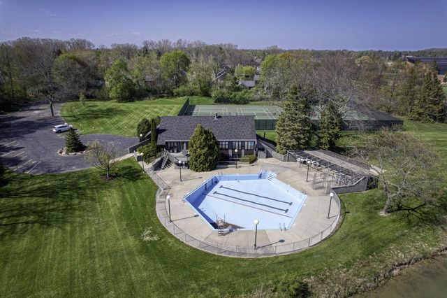 4 Cherrywood COURT, Wind Point, WI 53402