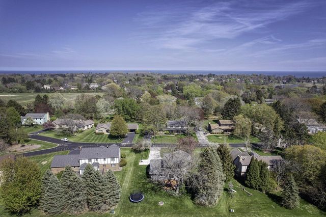 4 Cherrywood COURT, Wind Point, WI 53402