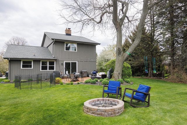 4 Cherrywood COURT, Wind Point, WI 53402