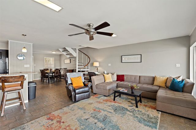 1601 Judy Lynn DR 111, Spicewood, TX 78669