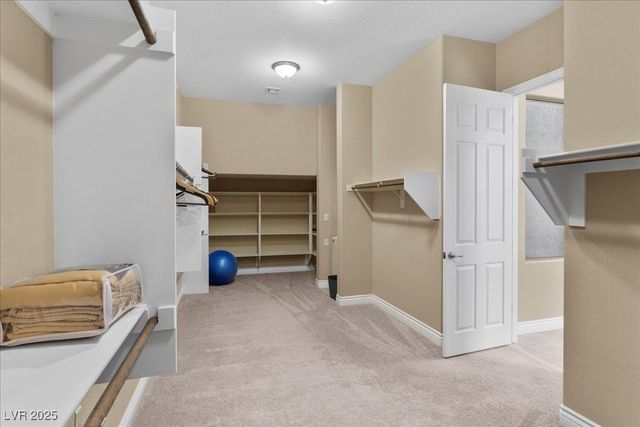 11 Carolina Cherry Drive, Las Vegas, NV 89141