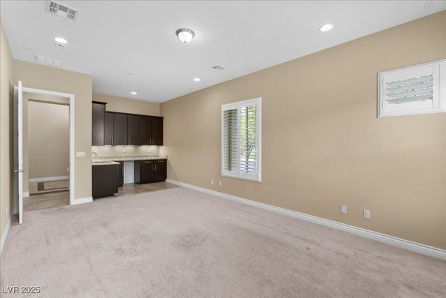 11 Carolina Cherry Drive, Las Vegas, NV 89141