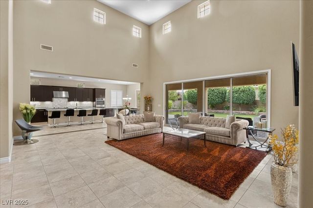 11 Carolina Cherry Drive, Las Vegas, NV 89141