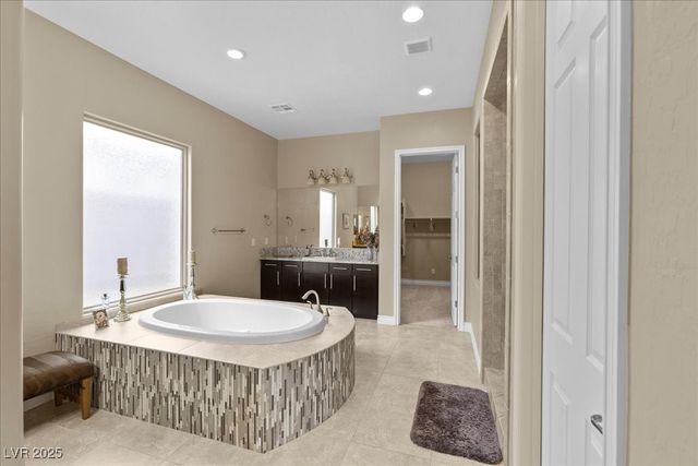 11 Carolina Cherry Drive, Las Vegas, NV 89141