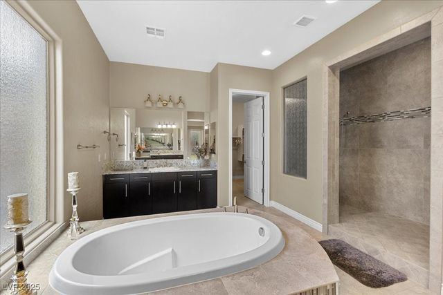 11 Carolina Cherry Drive, Las Vegas, NV 89141