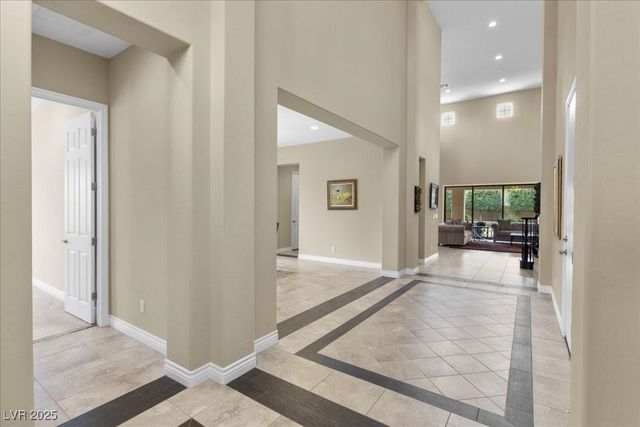 11 Carolina Cherry Drive, Las Vegas, NV 89141