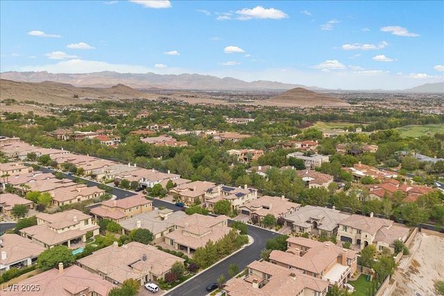 11 Carolina Cherry Drive, Las Vegas, NV 89141