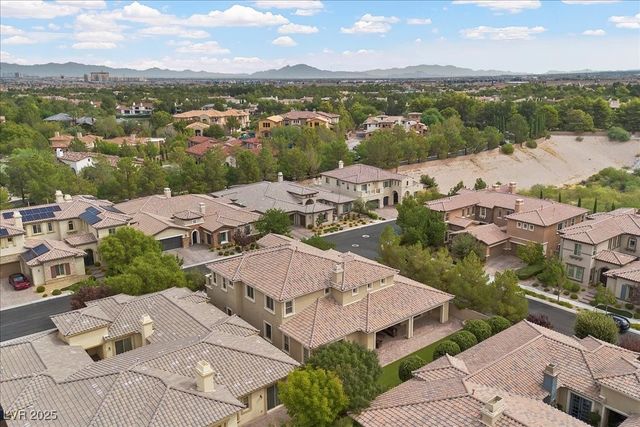 11 Carolina Cherry Drive, Las Vegas, NV 89141