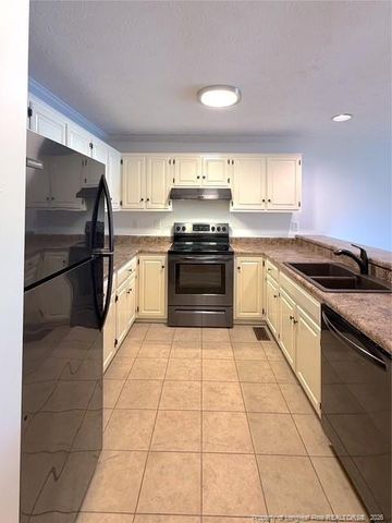 492 Lands End Road, Fayetteville, NC 28314