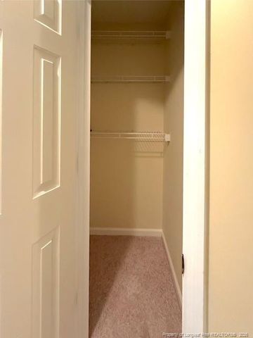 492 Lands End Road, Fayetteville, NC 28314