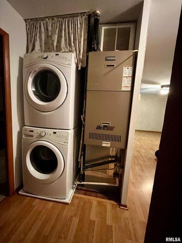 1223 ARCADIA Drive, Galesburg, IL 61401