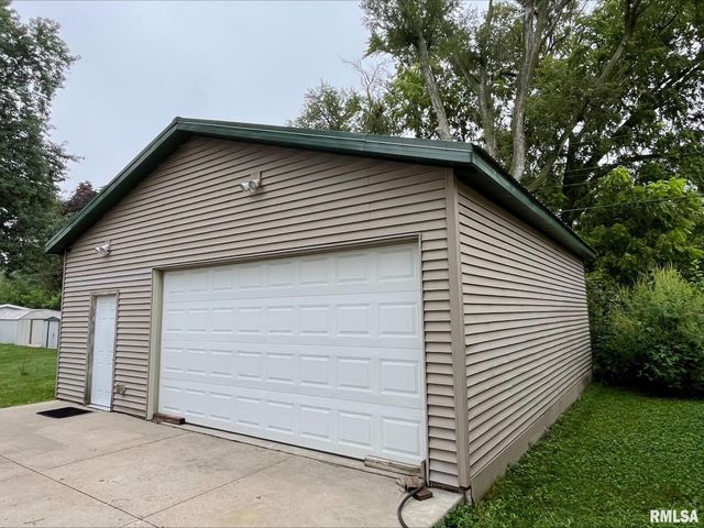 1223 ARCADIA Drive, Galesburg, IL 61401