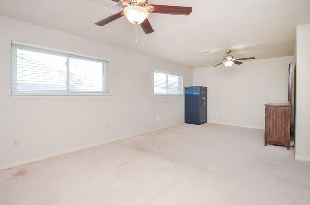 2624 Del Monte Avenue, Bay City, TX 77414