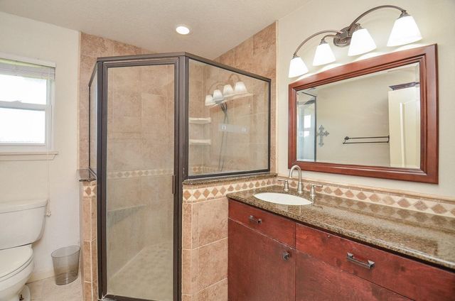 2624 Del Monte Avenue, Bay City, TX 77414