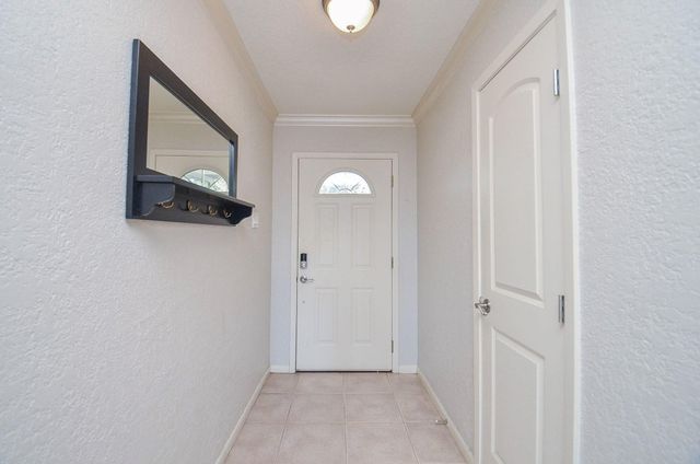 2624 Del Monte Avenue, Bay City, TX 77414