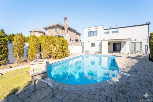 14962 Powells Cove Boulevard, Whitestone, NY 11357