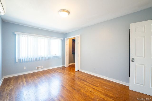 14962 Powells Cove Boulevard, Whitestone, NY 11357