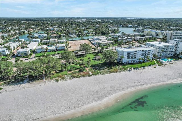 1950 Gulf Shore BLVD N # 201, Naples, FL 34102