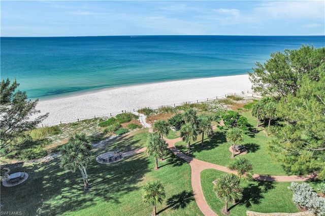 1950 Gulf Shore BLVD N # 201, Naples, FL 34102