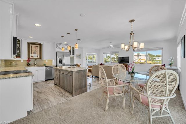 1950 Gulf Shore BLVD N # 201, Naples, FL 34102