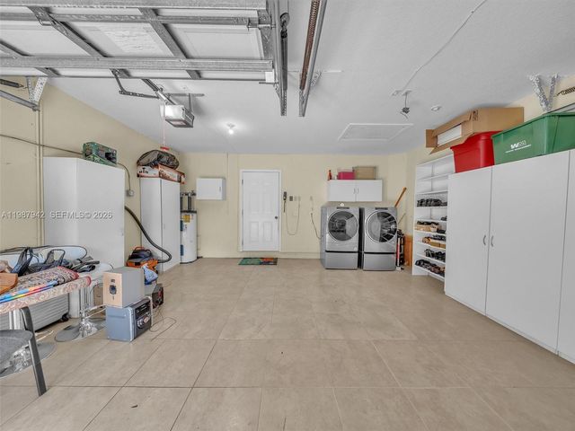 12345 NW 1st St, Plantation, FL 33325