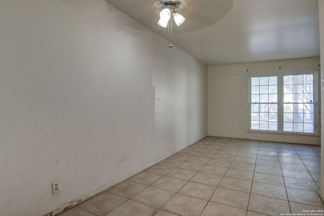 8702 Village Bldg 8 - 814, San Antonio, TX 78217