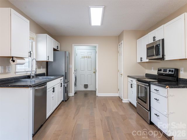 8 Turkey Toe Lane, Arden, NC 28704