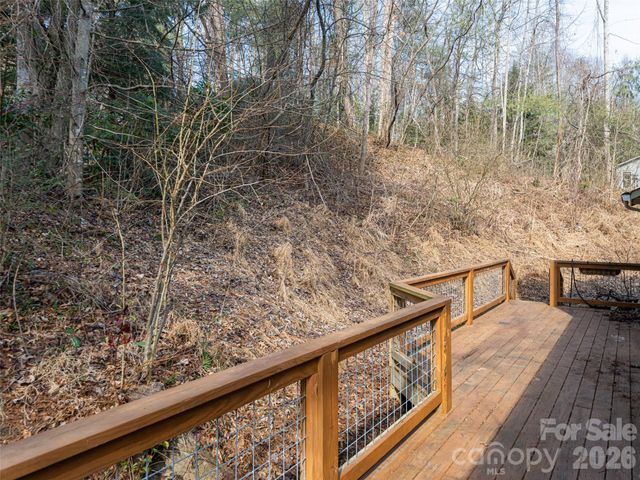 8 Turkey Toe Lane, Arden, NC 28704