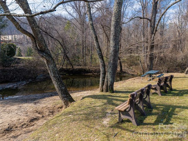 8 Turkey Toe Lane, Arden, NC 28704