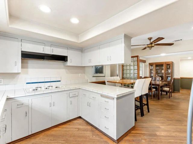 2646 Larchmont Avenue, Santa Ana, CA 92705