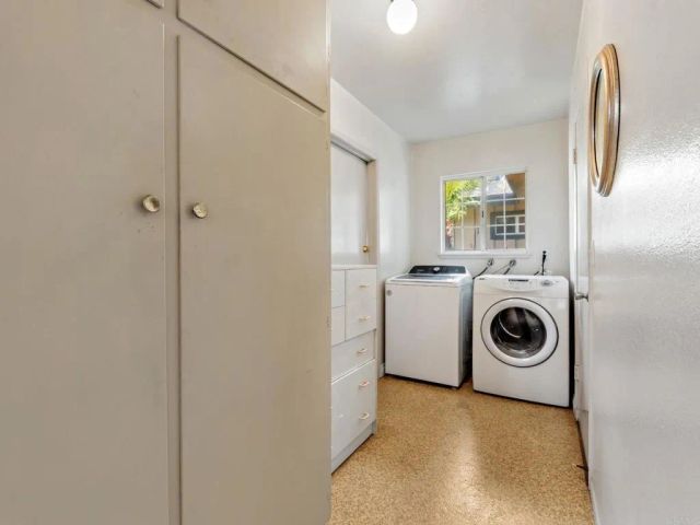2646 Larchmont Avenue, Santa Ana, CA 92705
