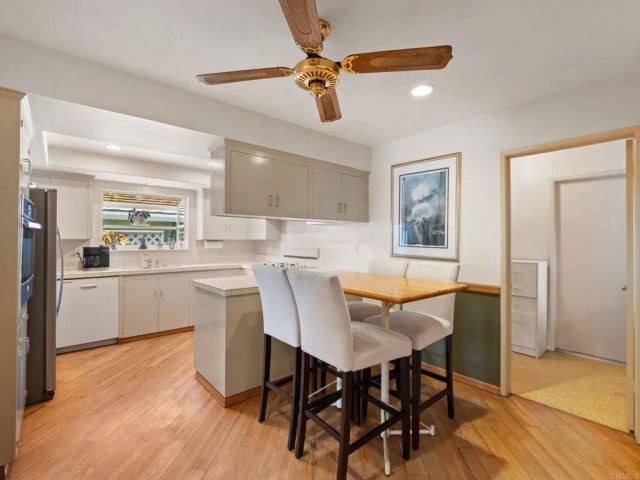 2646 Larchmont Avenue, Santa Ana, CA 92705