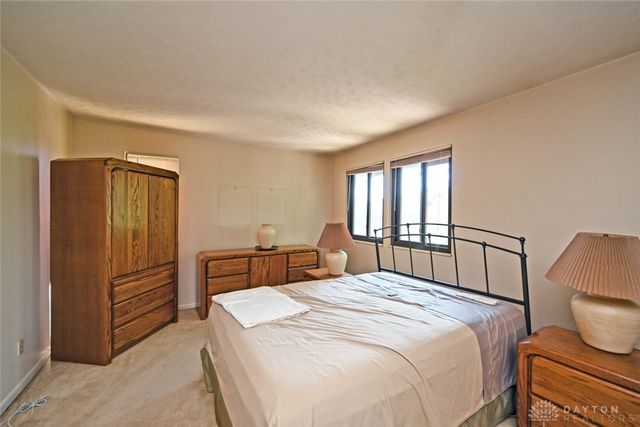 6032 Cinnamon Tree Court, Englewood, OH 45322