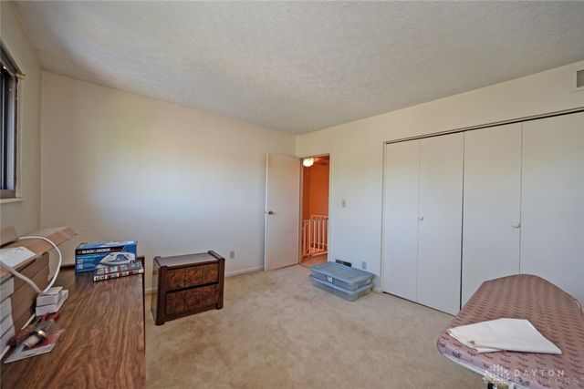 6032 Cinnamon Tree Court, Englewood, OH 45322