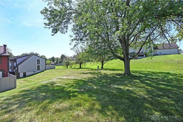 6032 Cinnamon Tree Court, Englewood, OH 45322