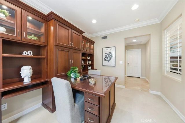 6 Versailles, Irvine, CA 92602