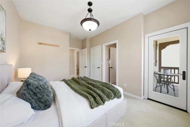 6 Versailles, Irvine, CA 92602