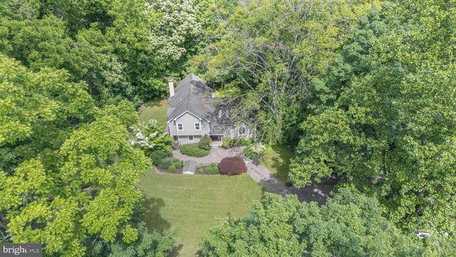 975 TAYLORSVILLE RD, Washington Crossing, PA 18977
