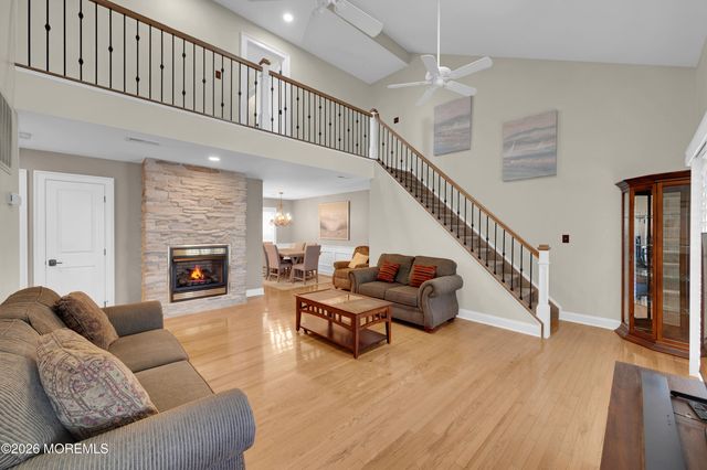 29 21st Avenue 10, Seaside Park, NJ 08752