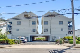 29 21st Avenue 10, Seaside Park, NJ 08752