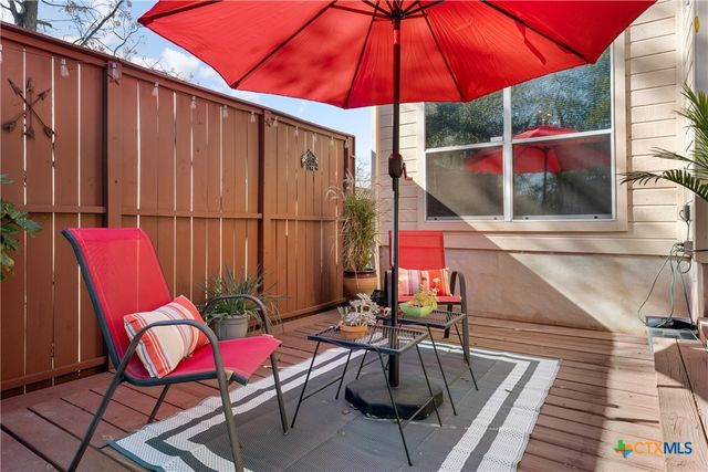102 Elm Hill Court, San Marcos, TX 78666