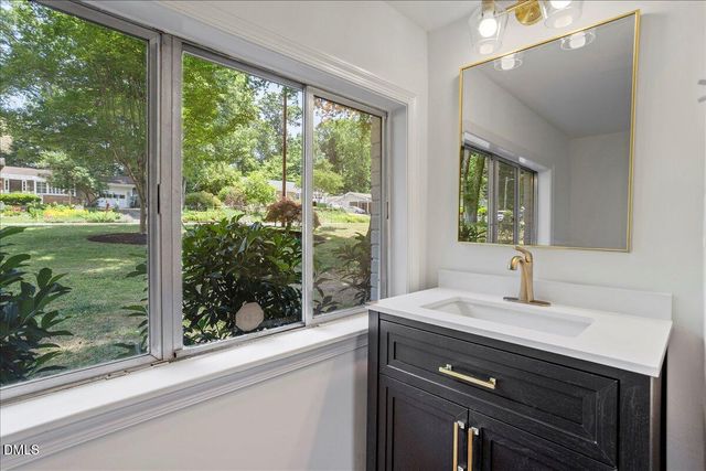 908 Tanglewood Drive, Cary, NC 27511